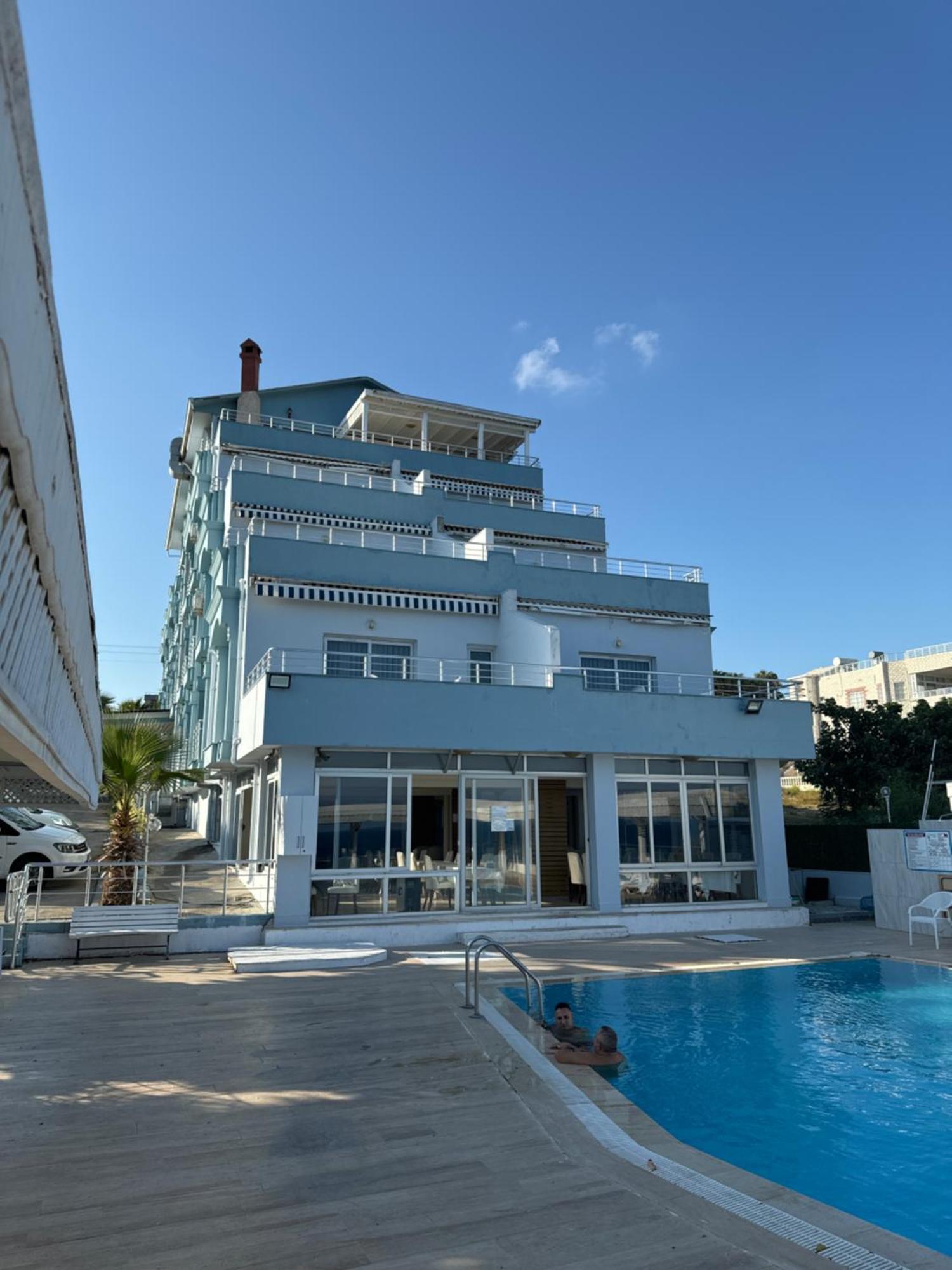 Derin Deniz Otel Karatas  Luaran gambar